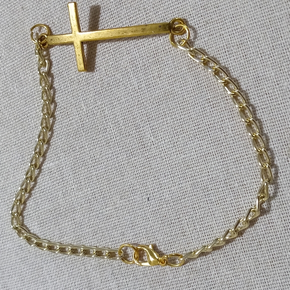 Hand Crafted Other - $4 Clearence Mens Bracelet